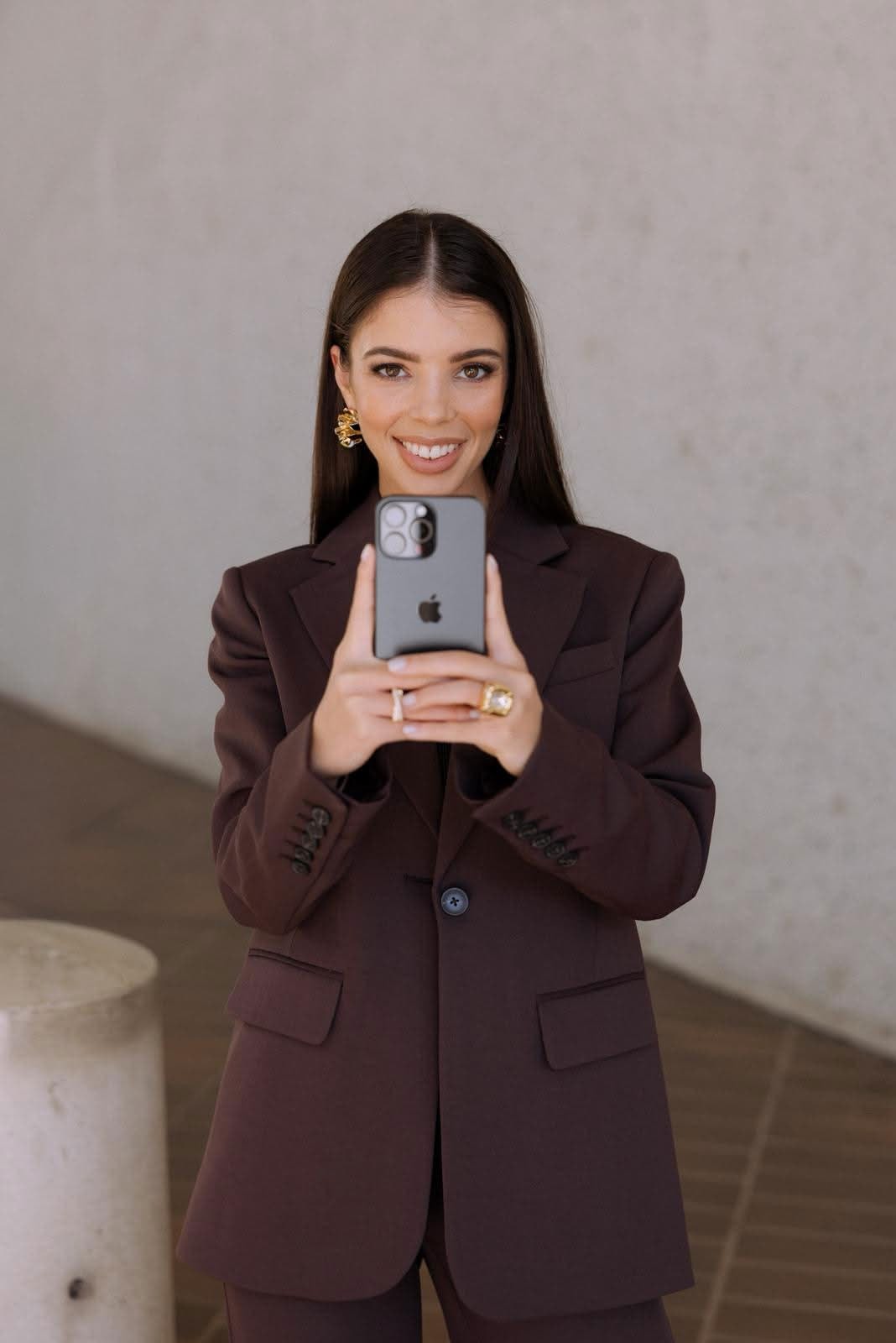 Eva - Founder of LVRS