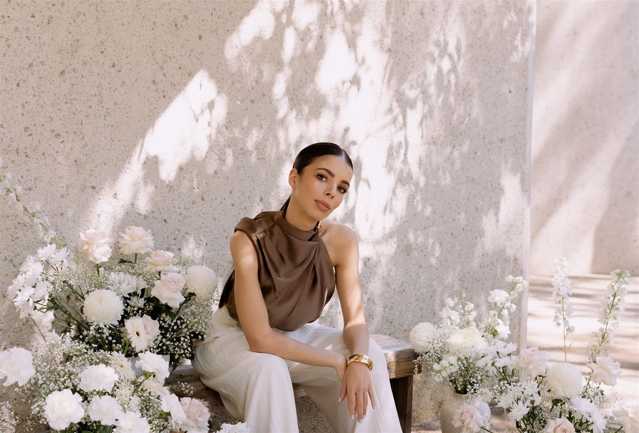 Eva capturing candid wedding moments on iPhone